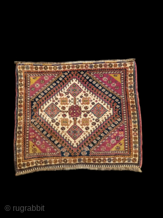 A pair of beautiful qashqai bag face with soft wool and elegant colors.
professionally washed.
cm 60x60 ca
