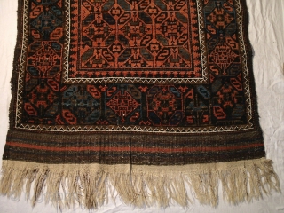 Baluch with original kilim. 1900 ca. perfect condition.
cm 130x80 ca.                       