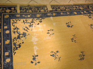 Ningxia, worn areas and joined on the back. good size cm 360x300 About 12"x10".
as you can see in the pictures it's worn but still lovely and really decorative.
Low price! really cheap!  