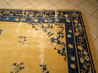 Ningxia, worn areas and joined on the back. good size cm 360x300 About 12"x10".
as you can see in the pictures it's worn but still lovely and really decorative.
Low price! really cheap!  