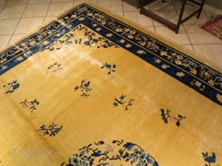 Ningxia, worn areas and joined on the back. good size cm 360x300 About 12"x10".
as you can see in the pictures it's worn but still lovely and really decorative.
Low price! really cheap!  