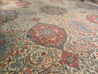 Tabriz, cm 375x280. low pile but lovely decorative piece.                        