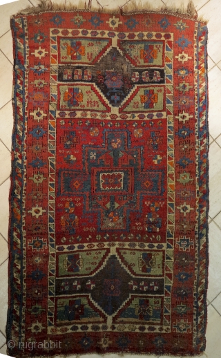 Outstanding distressed anatolian rug, probably Malatya. Soft wool and beautiful colours.  good for a restor. size cm 120x212              