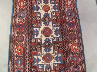Shirvan lesghy star. cm 165x93. Very good condition, original end fringes.                      
