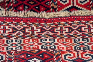 Turkmen yomud prayer rug 6 sides.1920 ca. fine weave. Probably chemical dyes but anyway rare piece to find.
               