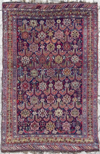 Outstanding Khamseh from Qashqai' confederation. Wonderful all over design. Early XX cent or before... Full pile. Needs some right repairs as you can see from the images. Anyway the piece is so  ...
