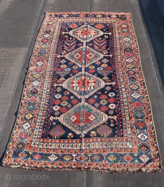 Lur,Luri / Bachtiari, Bakhtiar , wool on wool ,first qtr.20th.Cent. Even low pile, cleaned, washed. Price including worldwide transport with track and trace.
Ca. 310 cm x 145 cm.     