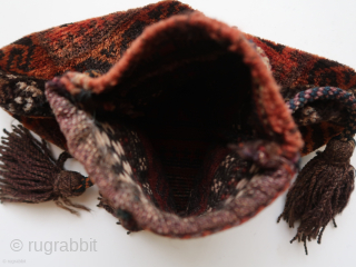 Bag , fragmented ca; 26 x 38 cm. origin unknown. Listening : 
Cerrone - Supernature .                 