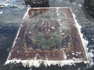  Ghoum  Qum,  ca, 220 cm x 140 cm .( including fringes.) 895,oo euro ex transport costs. ( Wool, cotton. washed.) Listening : 
Antonio Vivaldi - "Summer" from Four seasons.  ...