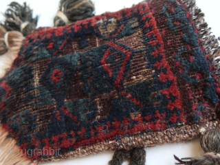 Fragmented small Baluch ? Bag. Pouch. Ca : 23 cm x 17 cm . Fragments.