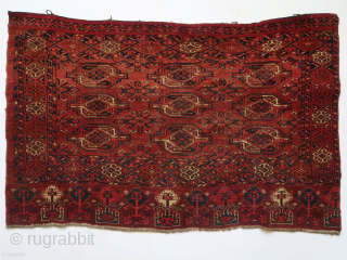 Chuval, Ersari . Ca ; 88 cm . x 135 cm . ( fragment ? )  (The Turkmen tribe Kizil Ayak is often seen as a sub-group of Ersari. )  