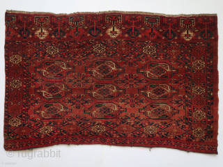 Chuval, Ersari . Ca ; 88 cm . x 135 cm . ( fragment ? )  (The Turkmen tribe Kizil Ayak is often seen as a sub-group of Ersari. )  