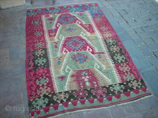 Sivrihisar Rug
Around a hundred years old                           