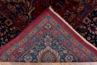 Lahore Carpet

10.0 X 14.8
3.04 X 4.34


The rich raspberry field is decorated by a cloud band, palmette and two-level spiral tendril pattern. The navy border of this northern Indian workshop carpet features three  ...
