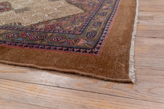 Hamadan Runner

3.3 x 14.5
1.0 x 4.41

A nut brown camel tone plain border and a vine and hexagon inner stripe frame the ivory field with a background  honeycomb lattice and flower pattern,  ...