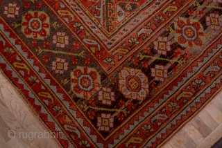 Oushak Carpet

12.6 x 13.9
3.84 x 4.23

This almost square west Anatolian antique carpet is done in the 18 th century “Smyrna” style with a Turkey bred field covered by a Yaprak (Leaf) pattern.  ...