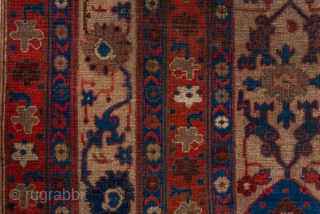 Antique Persian Bakhshayesh Carpet, Allover Lattice Design, Circa 1900. Elegant allover lattice pattern woven with stylized palmettes and floral motifs on a warm camel field.
10'1" x 12'0"
Item No: C92193