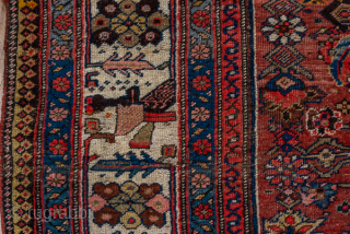 Antique Persian Bidjar Rug, Circa 1900. Richly detailed Herati field centered by a geometric diamond medallion and framed by a highly desirable ivory turtle border.
6'8" x 9'0"
Item No: C92135