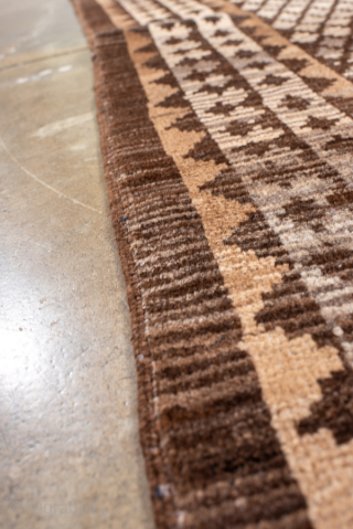 Vintage Moroccan Rug with Allover Diamond Design, Circa 1940. Dense allover diamond pattern framed by multiple geometric borders.
4'10" x 6'4"
Item No: 96568