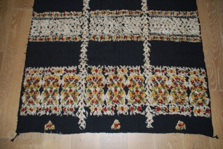 Moroccan carpet , 216cmX130cm , good condition.                          