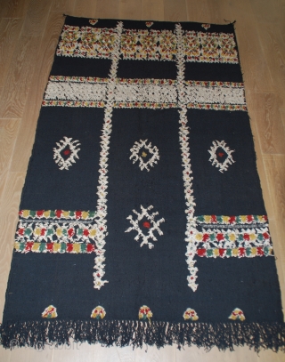 Moroccan carpet , 216cmX130cm , good condition.                          