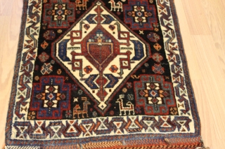 Natural colors 19th Century Good Condition excellent wool  Clean and hand washed.small rug size 0.75cm x 0.65cm               