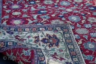 Wonderful carpet natural colors .1.73cm x 1.20cm                          