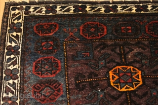 Baluch Very fine bagface  Natural colors Clean and Hand washed 19th Century size 0.60cm x 0.81cm                