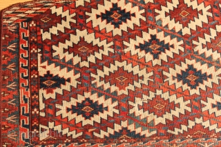 Turkmen  Asmalyk Circa 1880 Natural colors Clean and hand washed size 0.97cm x 0.66cm                  