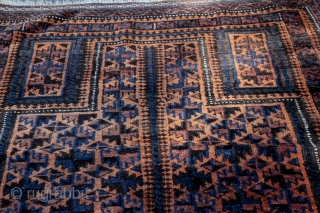 Baluch rug  natural dye . original piece . condition as you can see in the picture .size 1.20cm x 0.91cm            