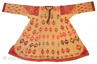 Pakistan Swat Nomadic Robe
End of 19th century 
cotton black dress with silk embroidery
good condition, stained at some places
Pakistani Silk Embroidered Wedding Dress
Size: Waist: 60 cm and Lengh: 90 cm
    