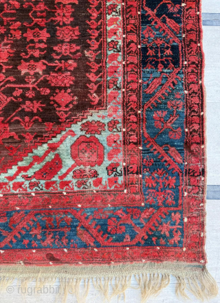 Circa 1880-1890 Komurcu Kula Rug. Size 143 x 185 cm. Please send me direct mail.

emreaydin10@icloud.com

Instagram - @emreaydinrug                
