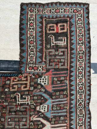 Circa 1870 Sumac Horse Cover, Size 80 x 106 cm. Please send me direct mail.
emreaydin10@icloud.com
Instagram - @emreaydinrug