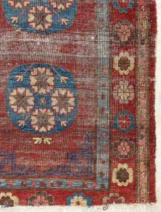Small Khotan Rug Circa 1800 size 112x186 cm                         