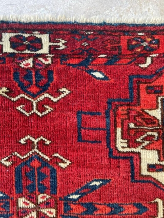 Turkman Tekke Torba Circa 1850 size 115x40 cm                         