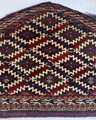 Circa 1870s Yomud Asmalyk Size 65 x 108 cm. Please send me direct mail. 

emreaydin10@icloud.com

Instagram: @emreaydinrug                 