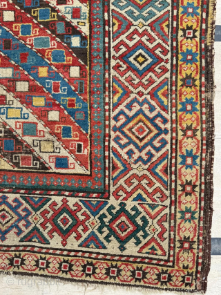 Late of the 19th century Gendje rug. Size 133 x 155 cm. Please send me direct mail.

emreaydin10@icloud.com

Instagram - @emreaydinrug              
