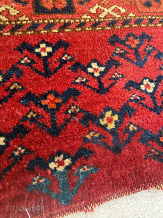 Mid 19th century Turkmen Ersari Chuval Size 100 x 146 cm. Please send me direct mail

emreaydin10@icloud.com

Instagram - @emreaydinrug               