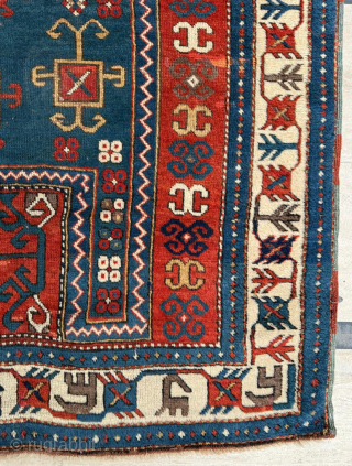 Middle of the 19th century Caucasian Prayer Fahrola Rug. Size 130 x 194 cm. 

Please send me direct mail.

emreaydin10@icloud.com              