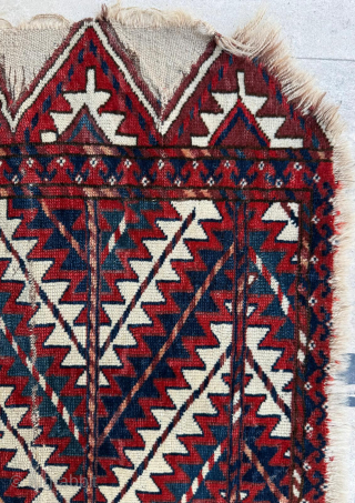 Middle of the 19th Century Yomud Okbash. Size 57 x 66 cm. Please send me direct mail.

emreaydin10@icloud.com

Instagram - @emreaydinrug              