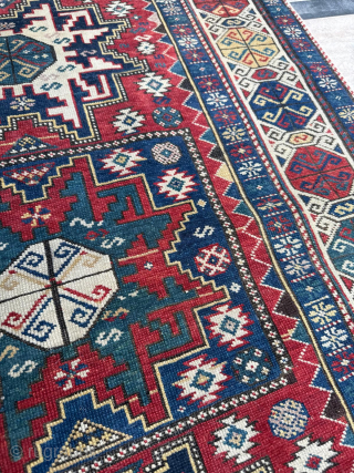 Shirvan Lezgi Rug. Dated 1292 - 1875. in good condition. Size 94 x 146 cm. 

Please send me direct mail.

emreaydin10@icloud.com

Instagram - @emreaydinrug           