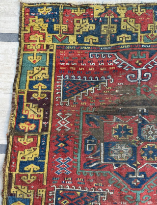 Konya kurdish rug. Circa 1860s, Size 140 x 210 cm. 
Please send me direct mail.

emreaydin10@icloud.com

Instagram - @emreaydinrug                
