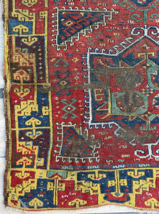 Konya kurdish rug. Circa 1860s, Size 140 x 210 cm. 
Please send me direct mail.

emreaydin10@icloud.com

Instagram - @emreaydinrug                
