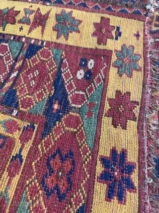 Circa 1870 Ersari Fragment, size 146 x 191 cm. Please send me direct mail.
emreaydin10@icloud.com
Instagram - @emreaydinrug