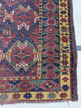 Circa 1870 Ersari Fragment, size 146 x 191 cm. Please send me direct mail.
emreaydin10@icloud.com
Instagram - @emreaydinrug