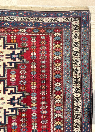 Lezghi Rug Circa 1890. Thin and have a good Condotion. Size 97x148 cm. Please send directly mail for me emreaydin10@icloud.com             