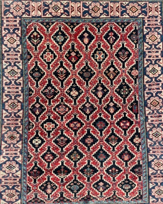 Kuba Shirvan Circa 1850 size 105x125 cm                          