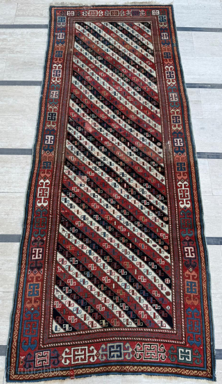 Middle of the 19th century Akstafa Long Rug. Size 115 x 280 cm. Please send me direct mail.

emreaydin10@icloud.com

Instagram - @emreaydinrug             