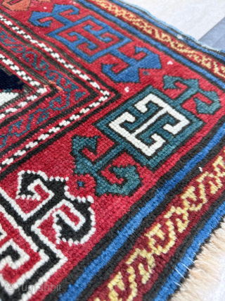 Middle of the 19th century Akstafa Long Rug. Size 115 x 280 cm. Please send me direct mail.

emreaydin10@icloud.com

Instagram - @emreaydinrug             