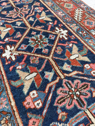 Circa 1890 
Karaca Heriz Rug
Size 96 x 160 cm.

Please send me direct mail.

emreaydin10@icloud.com

Instagram - @emreaydinrug                  